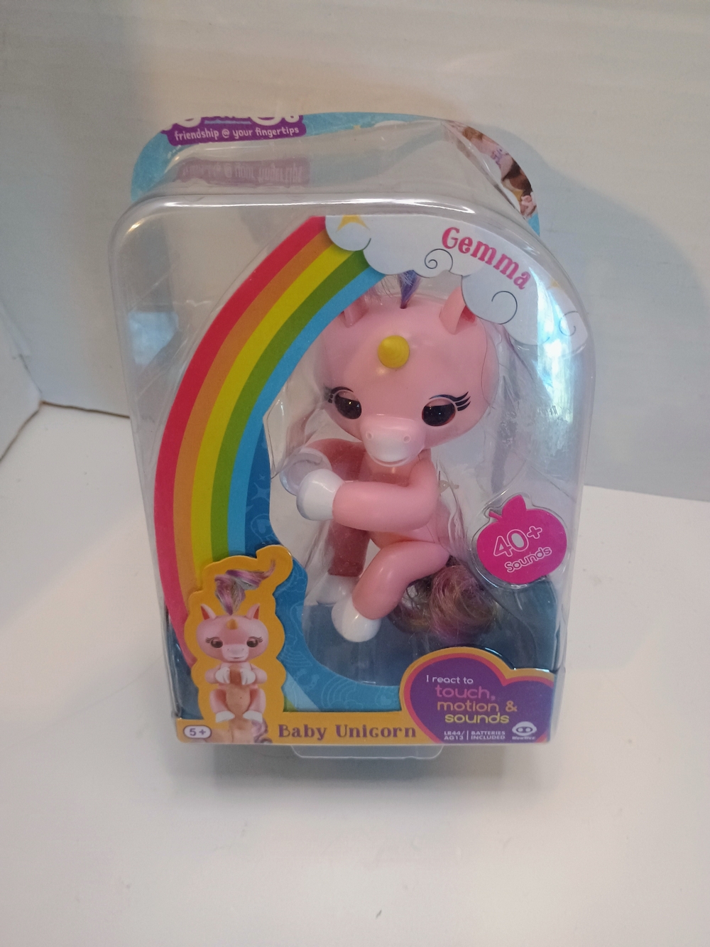2016 Wow Wee Fingerlings Gemma Pink Baby Unicorn 5" Figure - New Lost Board
